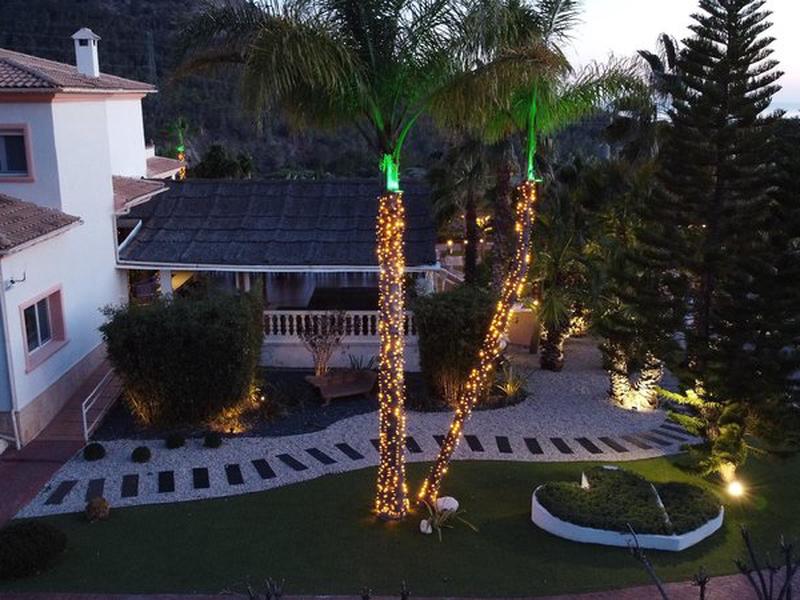 F1666D730F5AD2546EE23283F4FEF3B0