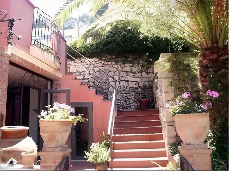 8DE4BA69DD128271CFE2B710584B8BB6