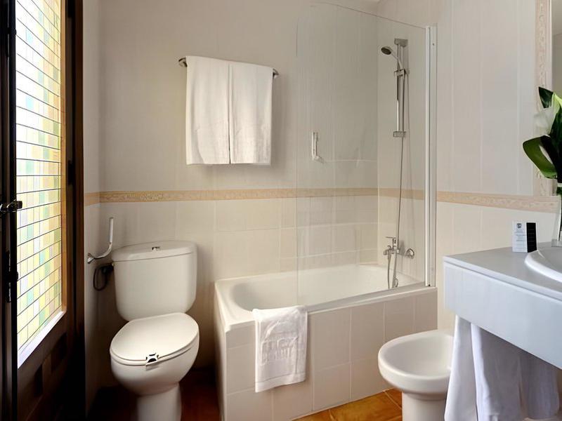 6D162D0696E248216875E1290329BD08