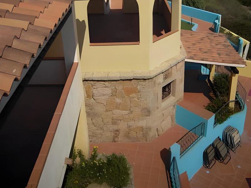 2F9FAE4D9561A85F4EAA480EA4A71496