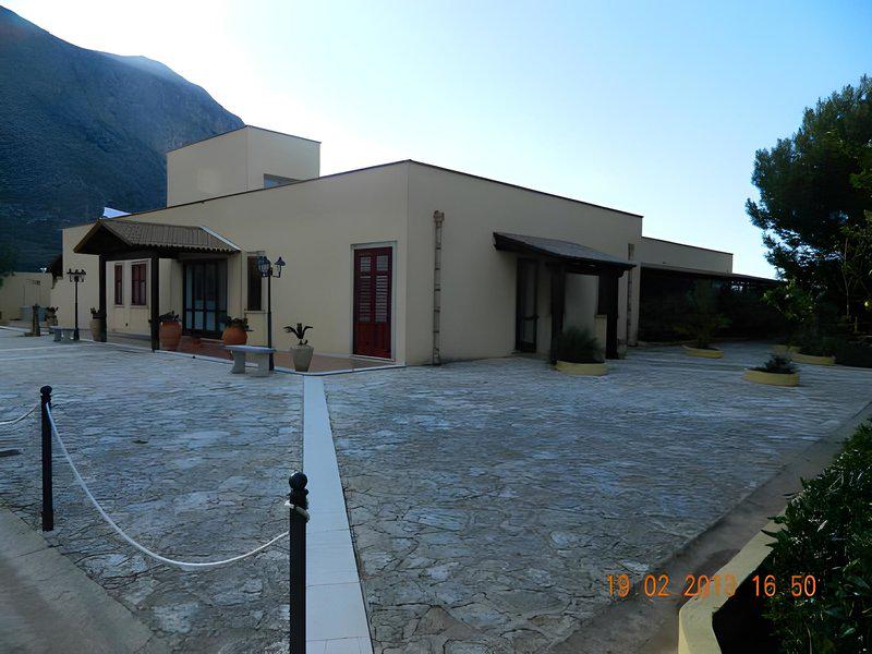 4EFC36B104DEFC96E71E10C629EE2900