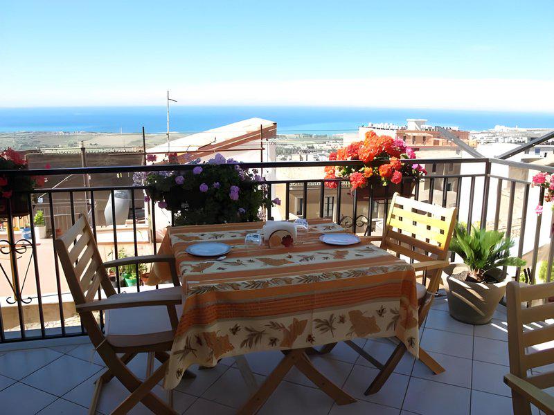 073E6E87B98A72B1A037B97104E4EDAD