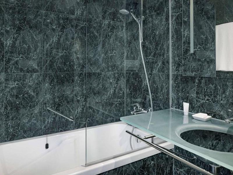 A8D5D2686DFC271C5C4E9951E5B7499A