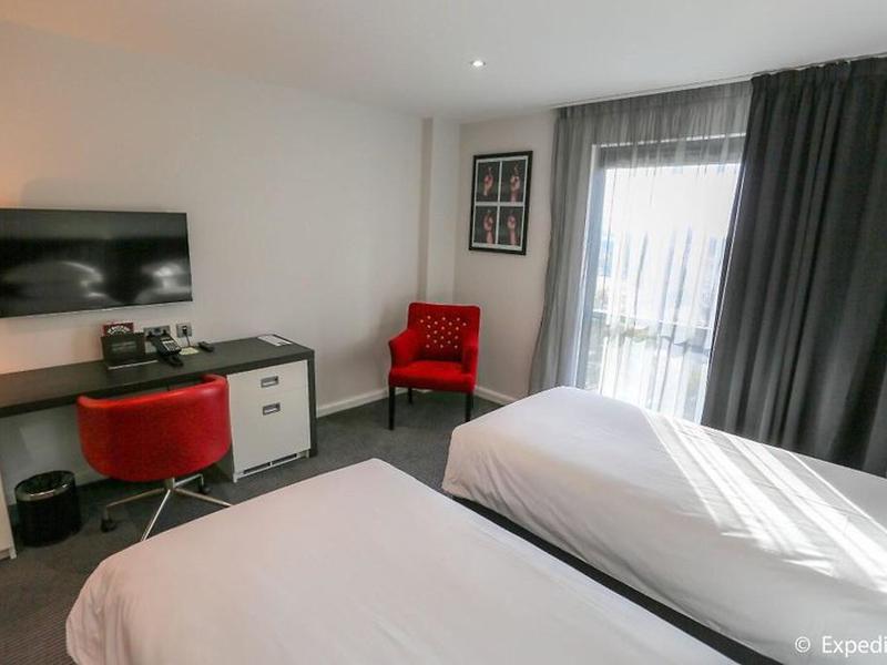 9FEAA3B2C4B70773C8FC6F98BEA02850