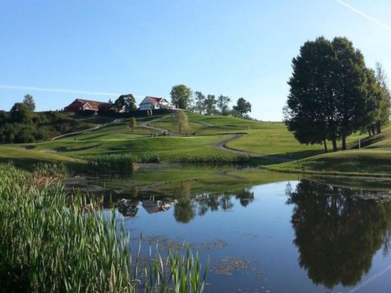 4B50652C927FC1F2A2F31D7F7C66942E