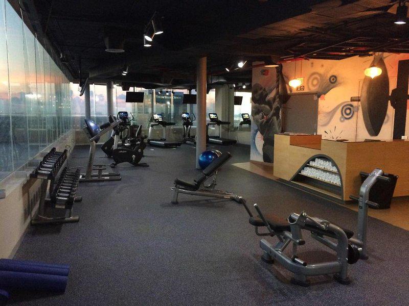 1C108EB5E8286D4C63D87CCC5E0B38AA