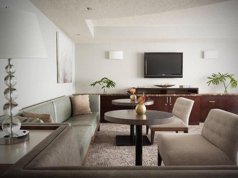 A83C0A696F5FA81F83366B8DDC881807