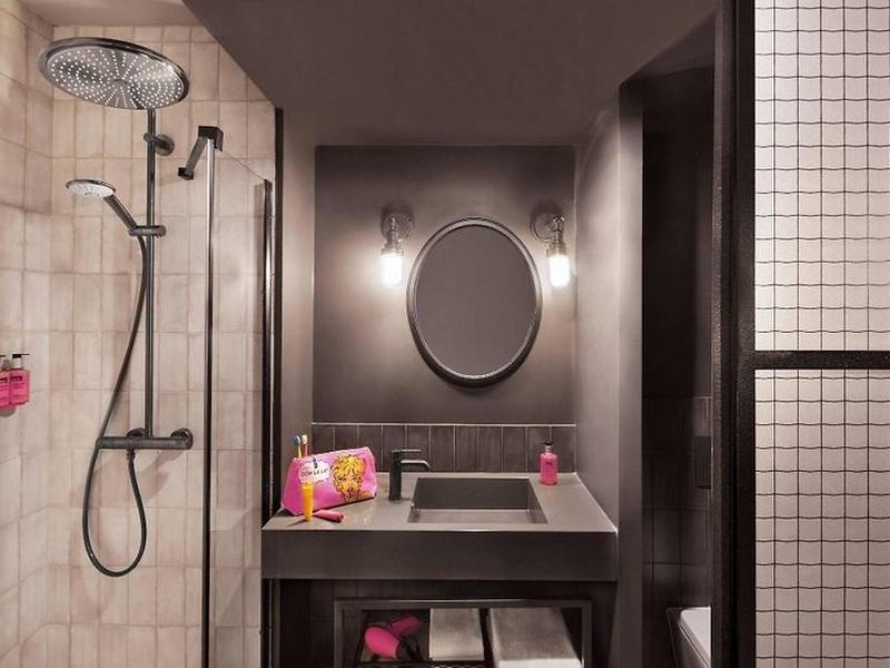 4714D63AED34BA77877B1DD64973876C