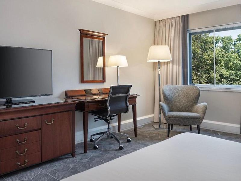 FEC102069C8B3AC5EFCEBCCF3ACCA0C7