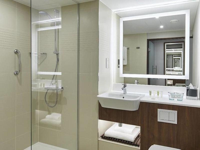 8F22447A6DCC1A946E3FBF2B34E83366