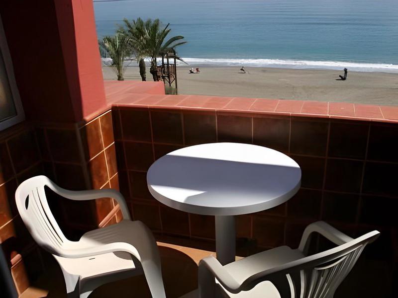 31651A70BB0079BDDE3C01F4B8710459