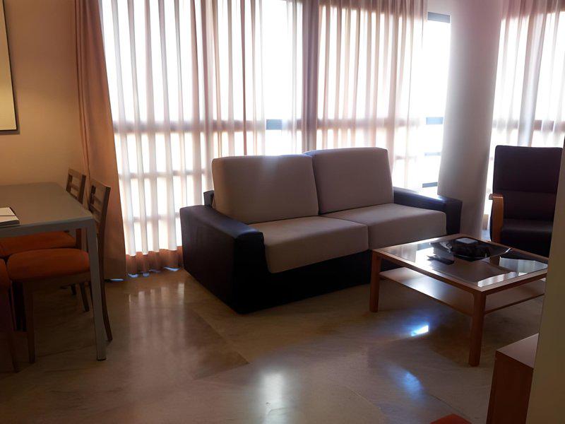 0CFA3AA79F2179C2404E53AA1C787184