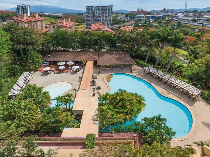 09B07B4F3785586AE073F7ABCC00C63B