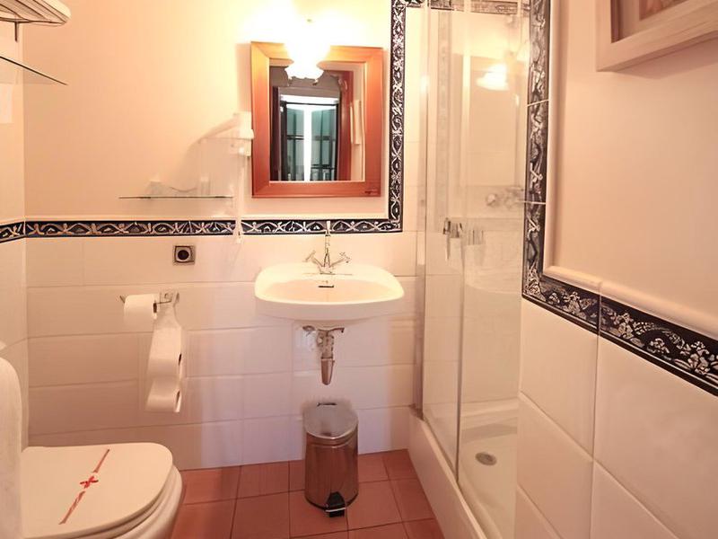 1FDB1D1423065C8AF8CD340669E5FABA