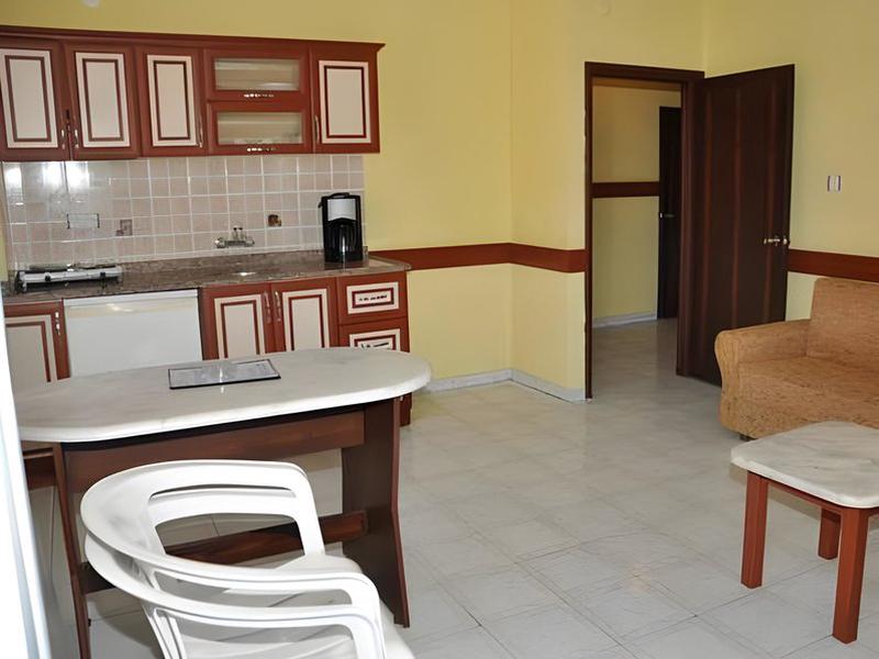 B140B5E9CE4DB66EEB6D0FDB3365158E