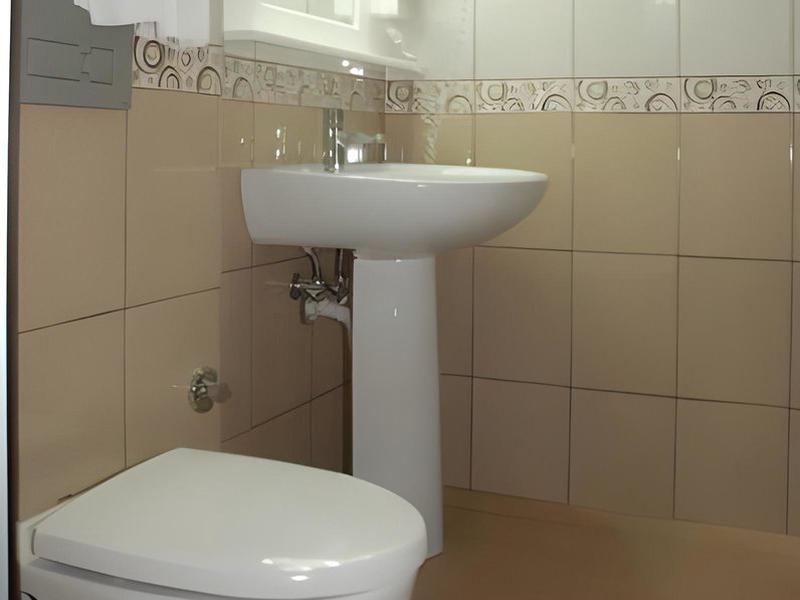 1E323904F0943A39ACFC22B8AAF92EA2