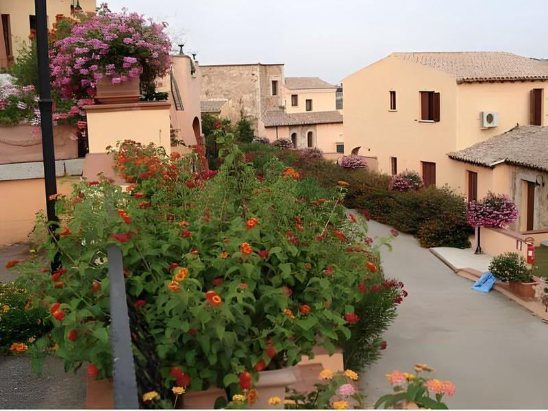 4668090780B28F7E02E75F1C70B96699