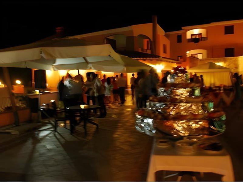 DF0B3870F86444740D90E3A5F4C27F22