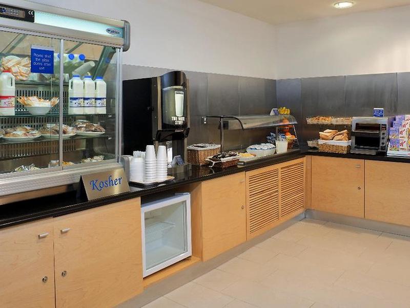 C0D28704E765B73B6FC988D3B2425700