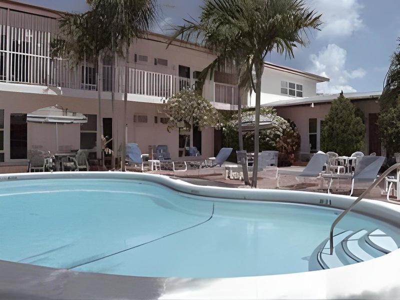 9B99AC29305EE2E8B52B2BD0229B2D2E