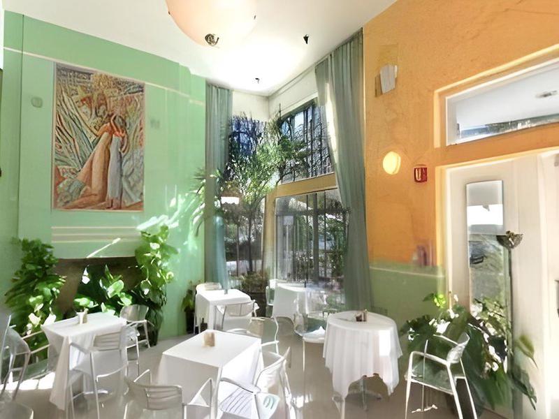 EF0E9B96836A3F6B44B85D9BEED65F08