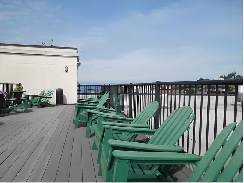 0DC9939D402955EF517EB81DDA1304B2