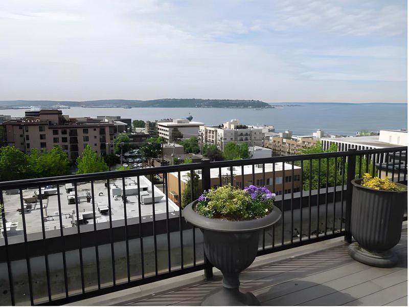 24DBE65B5085A8EE5CBE87D047FAAC5D