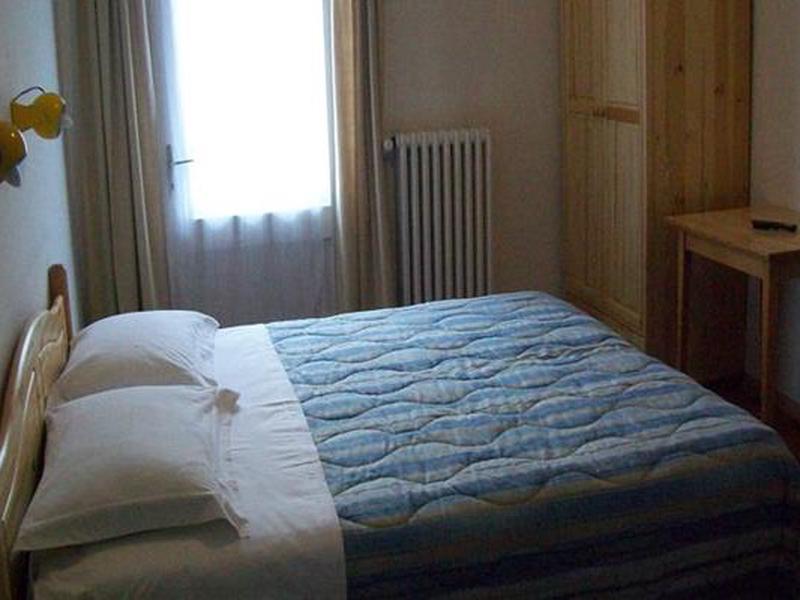 5CD118A376A88392C1120A002F831FA0