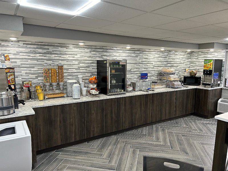 879794B9598EDCE9FAC688D24C1A843D