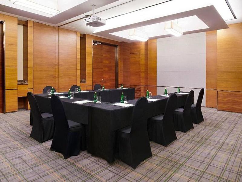 E4458F0EE3EC838246C03702F817FCC5