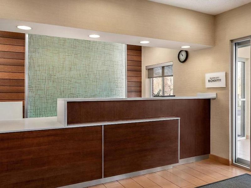 01B2A23F60E1D45FBF14C7568E1D7A4B