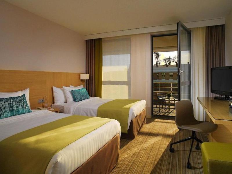 18F11AD504AA86E0CAB66B6E63B745A4