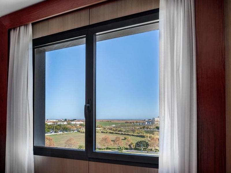 0F5D7953144B881DF02431D016A80D79