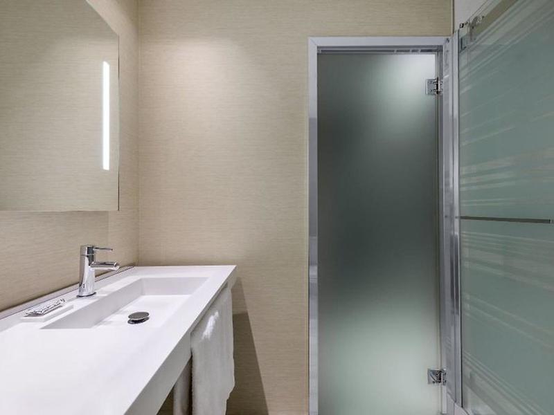 80CC102A8DD1D696DFE0EB2489F51071