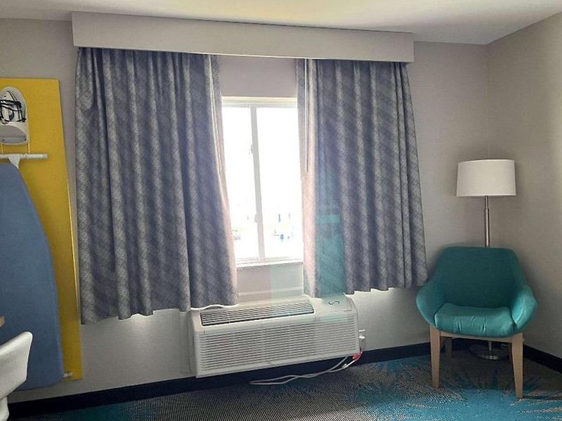 42942F4B9AA84B54A284B7E8FB2BA3FE