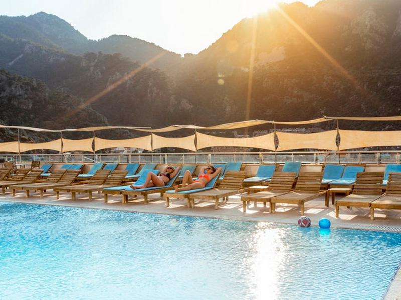 6132F48A569AF0770D92BF55F142F2B0