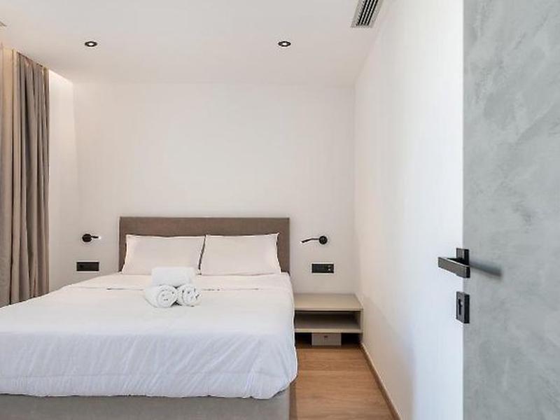 8A201EFD96F220A9B6EA4951B819E743