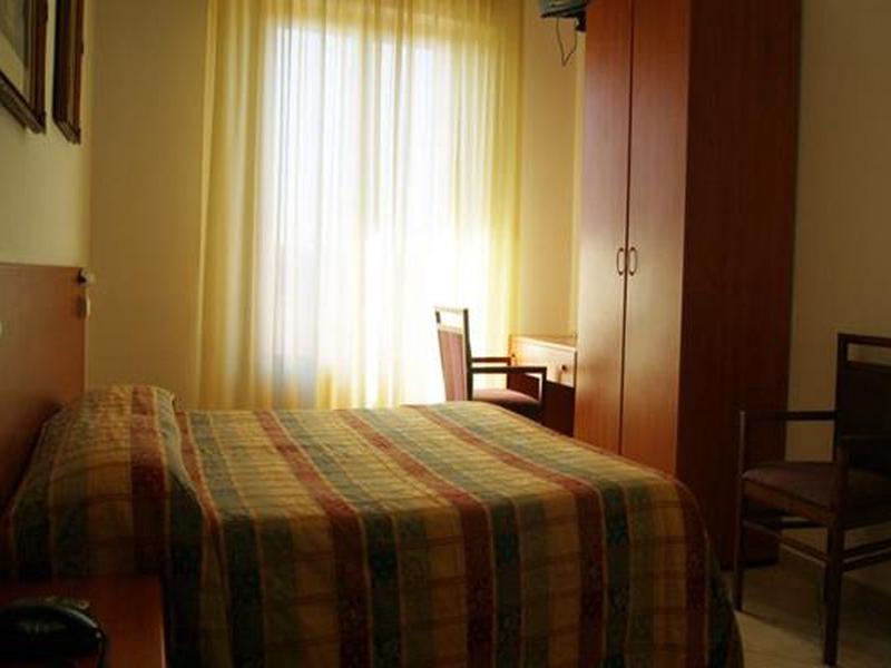 37D9528392D6B9EF412A86F5ED76F2F9