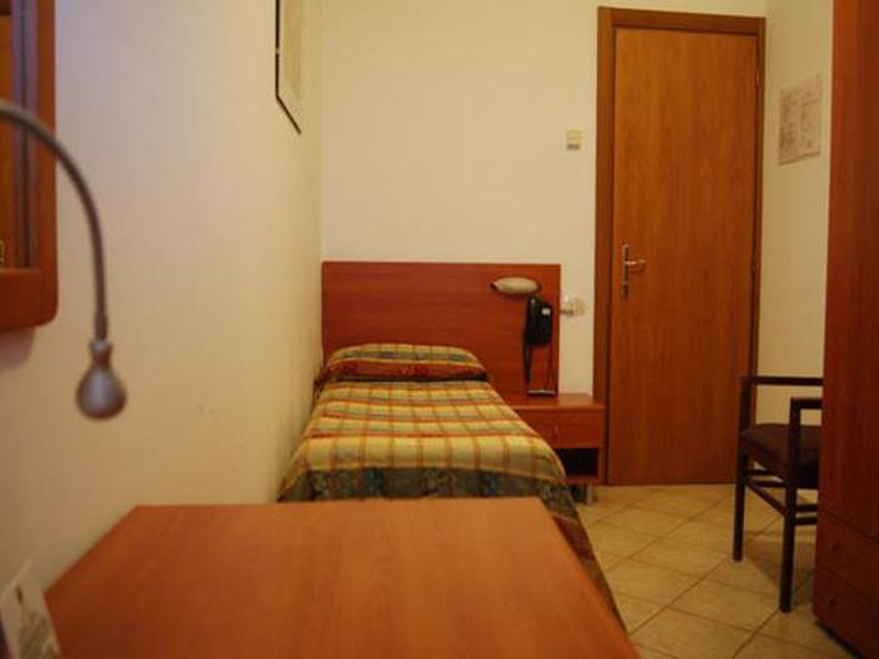 9E0FA818A1F755C158A247EC8722D84F