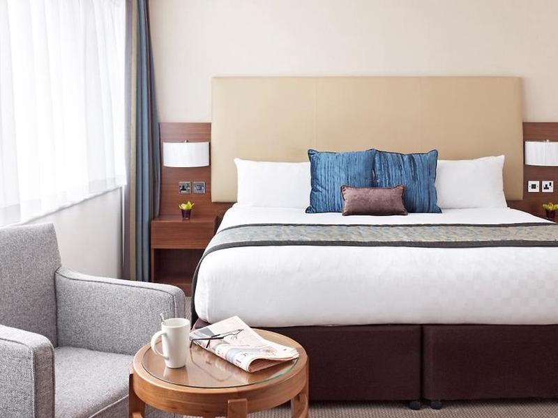 2F898182F17D110BA92A4DAEDE66BBB4