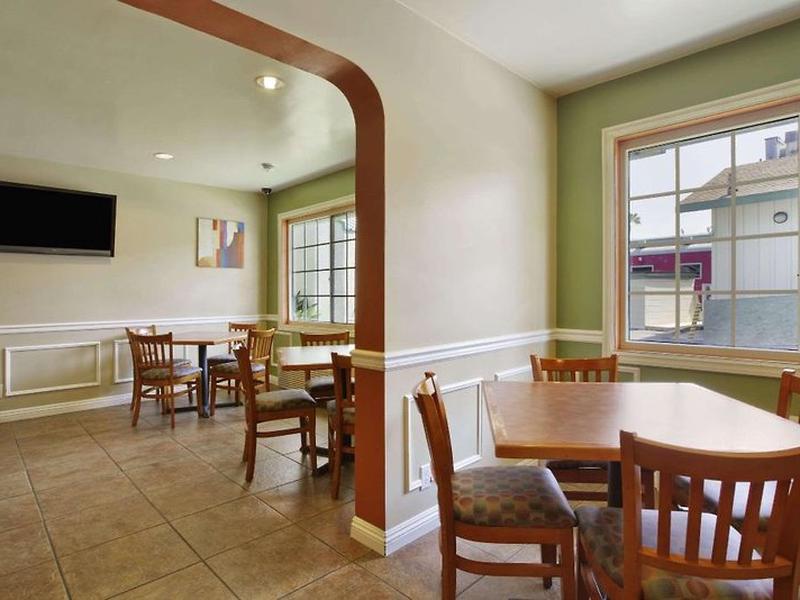 2B959E66321DB12C91D574AE4BFA9F7C