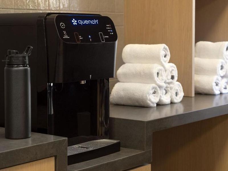 92B137BC67436171F5F8DC827D6F2405