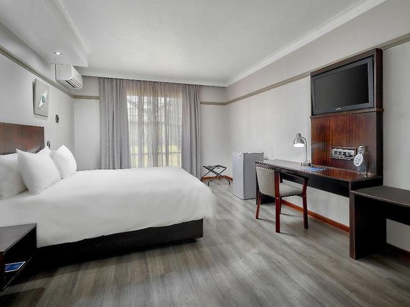 5635770EE68B793F63B79A93A1E4B5AD