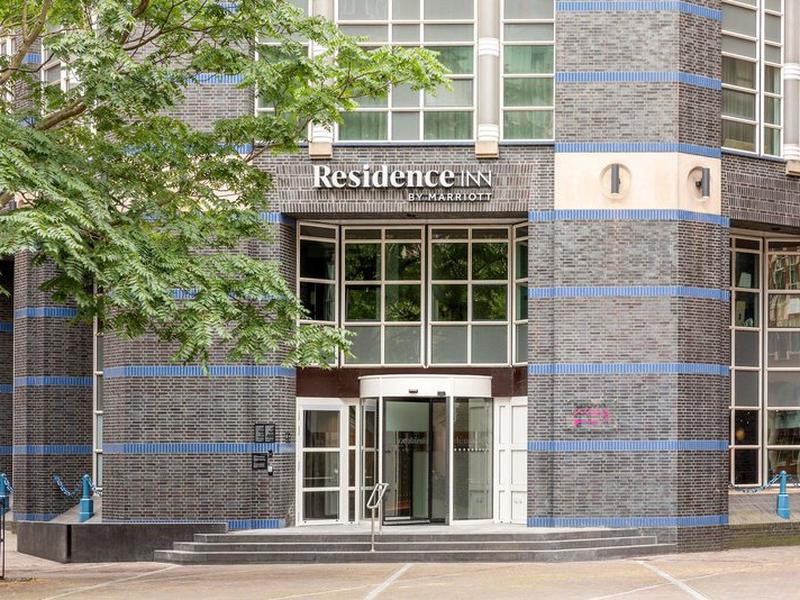 1B5EF13FC83C35BA494F1631EE8CA743