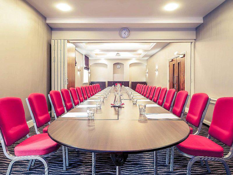 ACE9AB22368AEA31521D77387C4814BA