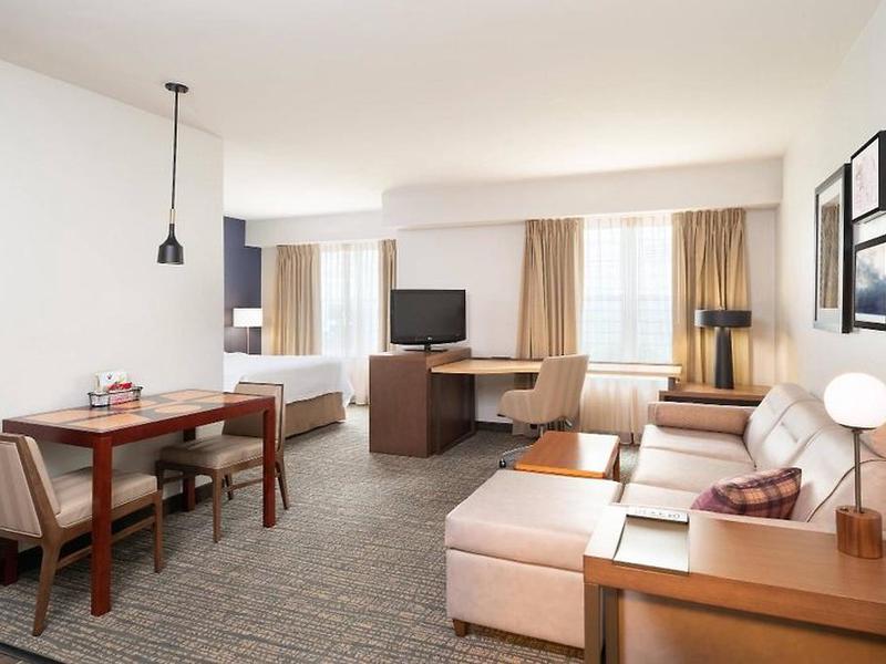 B59125F191FD9F47AFEAD1F62F2E6CE8