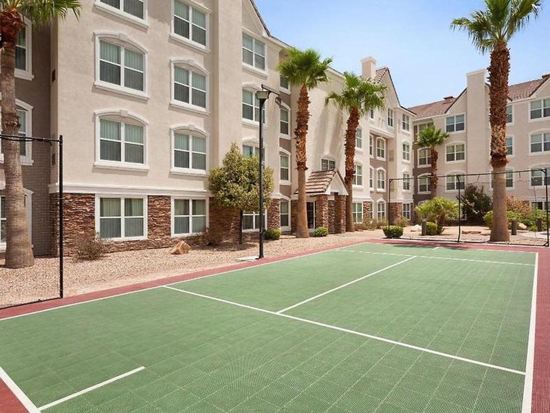 162F5FF34445E86B9C0F4ABE668C2B5D