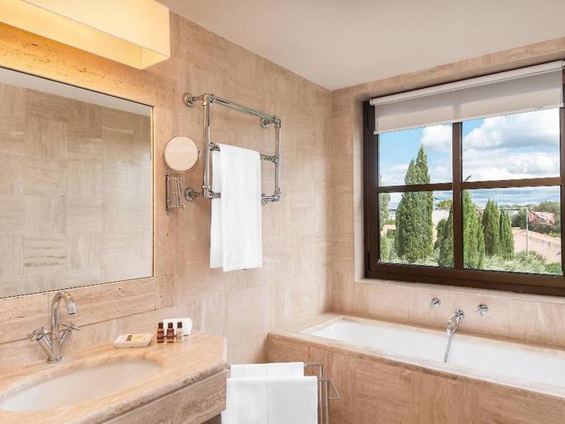 246646FA69F593AA153C5783E1D0ED5B