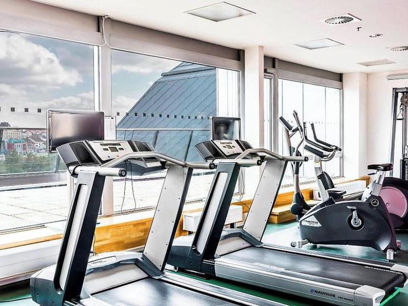 24887F0ABBB99DF7A448B4C00E621399