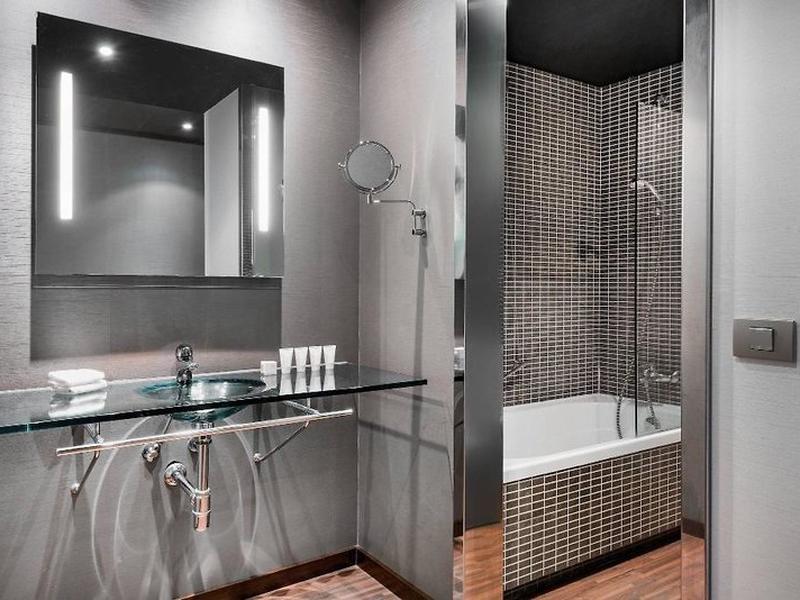 CA7211280B939CF1E139A9A1B8C5D5C1